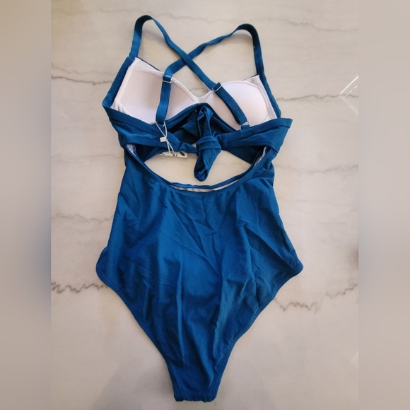 Eomenie Blue Women's One Piece Cut Out Swimsuit Size Medium - Picture 4 of 10